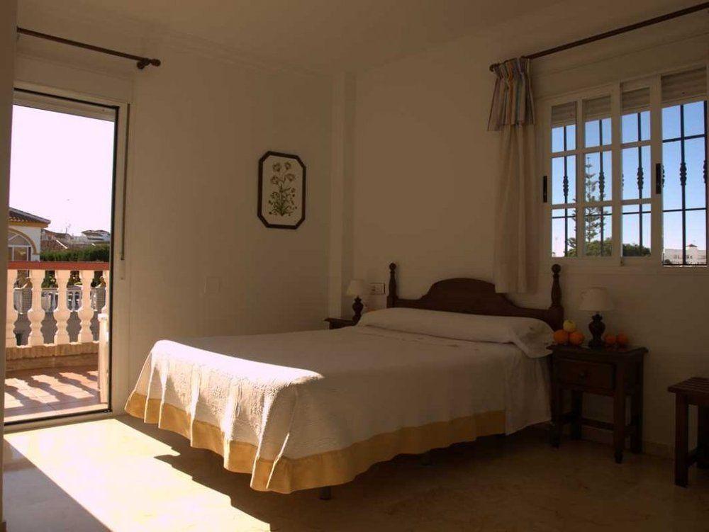 Victoria Hotel Matalascanas Bagian luar foto